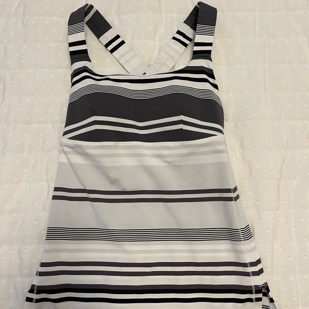 Lululemon Track and Train Tank